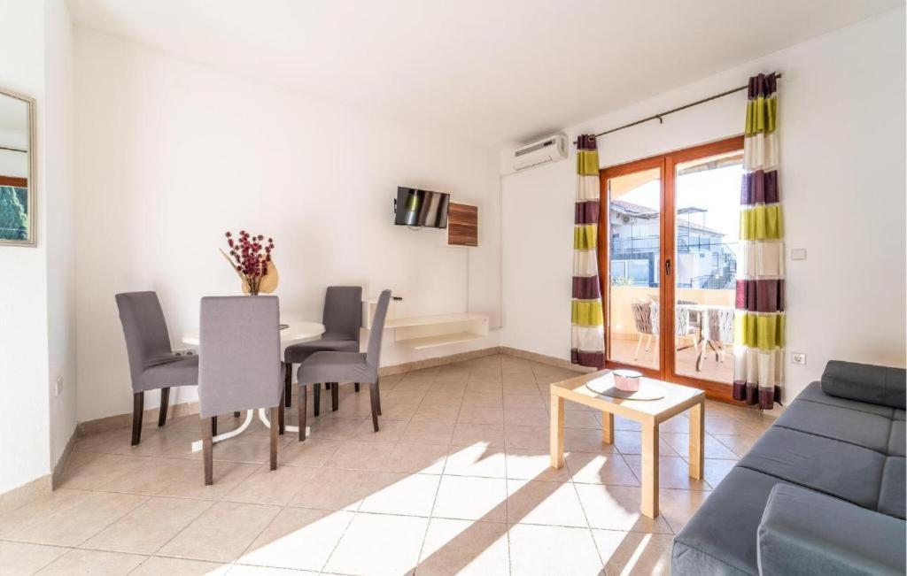 Apartments Busic Biograd Na Moru Εξωτερικό φωτογραφία